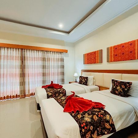Kubu Petitenget Suite Seminyak Exterior foto
